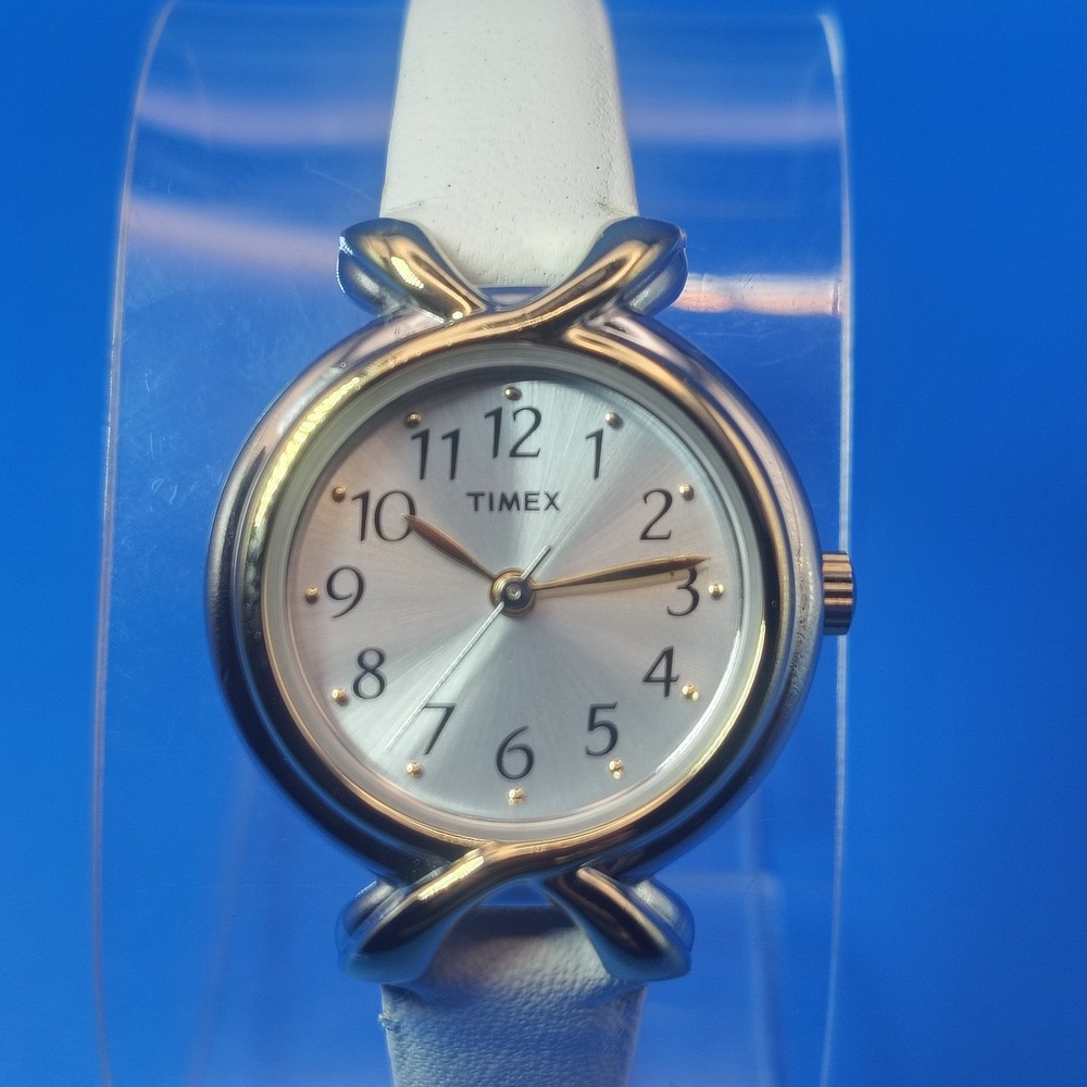 Vintage 2009 Timex Classic Bowtie X Lug 30mm Women's Quartz Dress Watch Restored